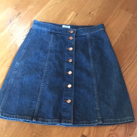 denim skirt just above the knee